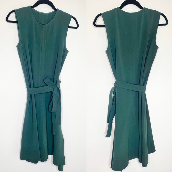 Theory Desza Admiral Crepe Dress in Hunter Green - Picture 2 of 10